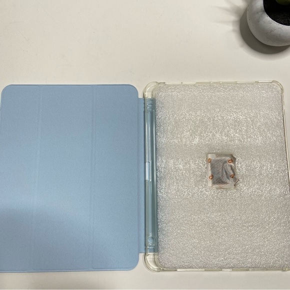 NWT MOKO - Case for iPad Pro 11 Inch Case 4th/3rd Generation 2022/2021 Sky Blue - Picture 3 of 9